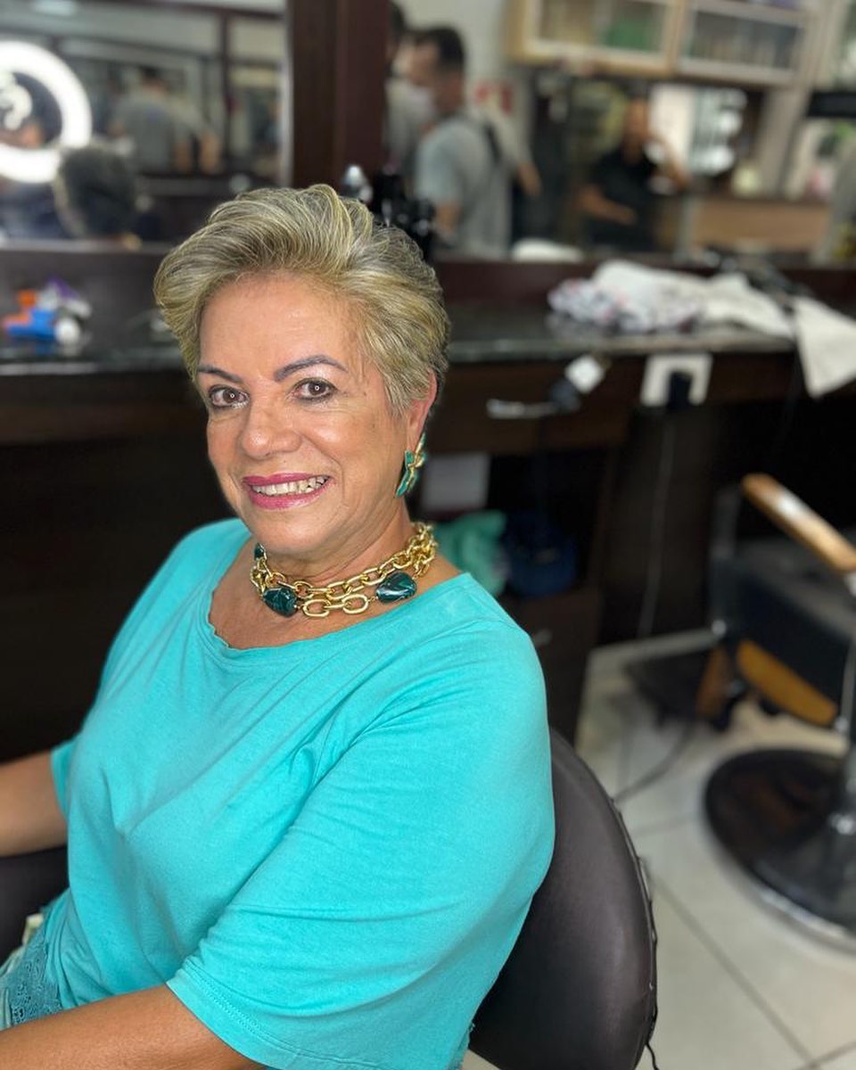 Maquiagem Profissional no Centro BH – Romário Cabeleireiros Maquiagem Profissional no Centro BH – Romário Cabeleireiros